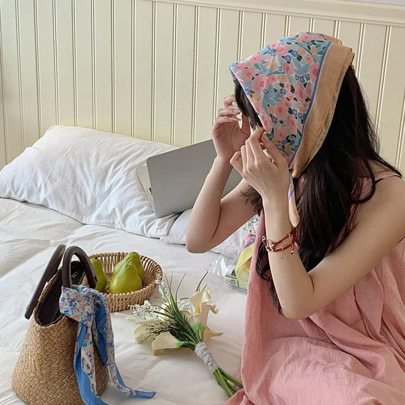 Fashion Flower Print Small Scarf For Women Girls Luxury Head Scarf Sweet Thin Scarf Outdoors Beach Sunscreen Scarf Gifts