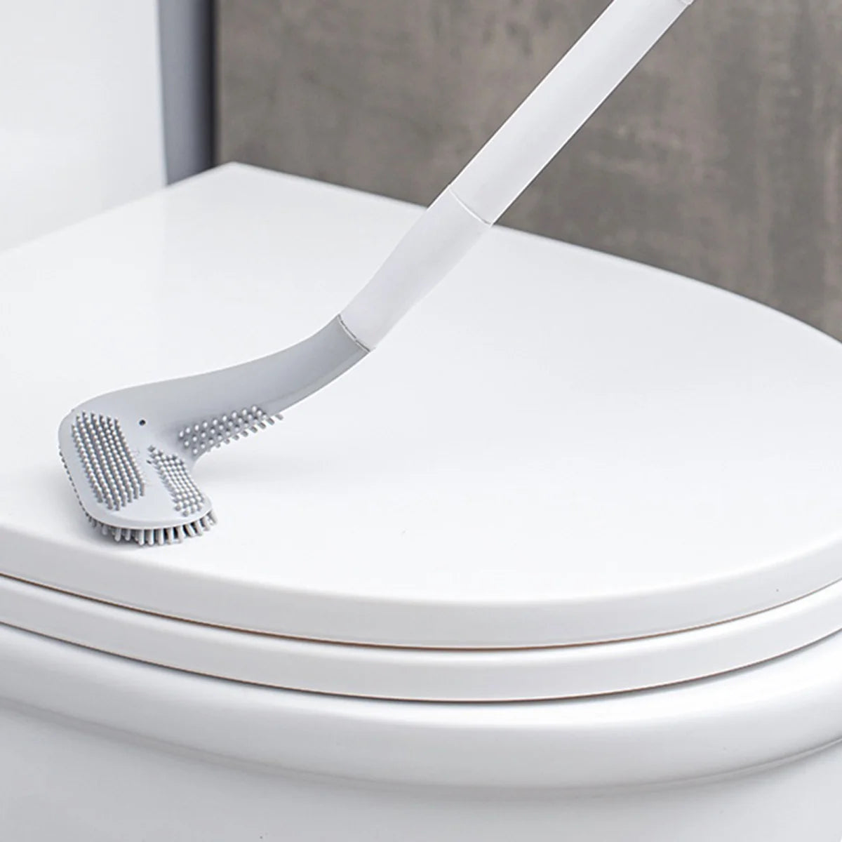 Toilet Brush with Base, Wall-Mounted Bathroom Cleaning Tool with Quick Drainage, All-Round Cleaning Brush, Soft Rubber Brush Head, Does Not Damage the Glaze, Toilet Cleaning Brush Bathroom Accessory Set