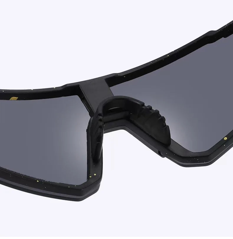 New large-frame sunglasses for men and women, ideal for outdoor sports, cycling, mountaineering, and wind/sand protection.