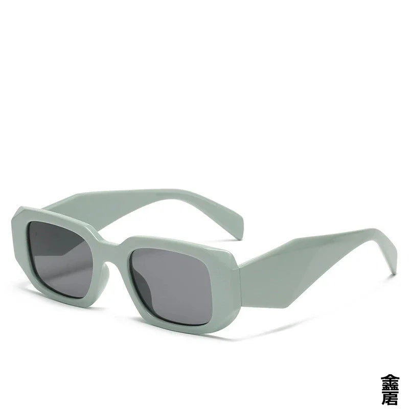 1pc Classic Unisex Sunglasses Trendy Shades for Men Women Fashion Designer Style Eyewear Travel Motorcycle Driving Sunglasses