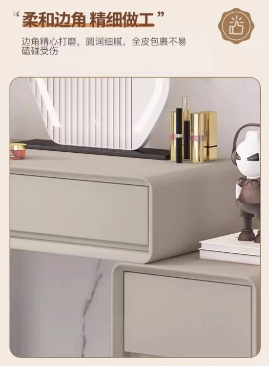 Italian LED Mirror Vanity Table Makeup Trendy Design Elegant Vanity Table Modern Luxury Coiffeuse De Chambre Bedroom Furniture