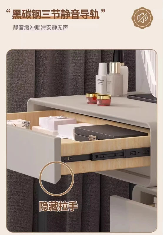 Italian LED Mirror Vanity Table Makeup Trendy Design Elegant Vanity Table Modern Luxury Coiffeuse De Chambre Bedroom Furniture