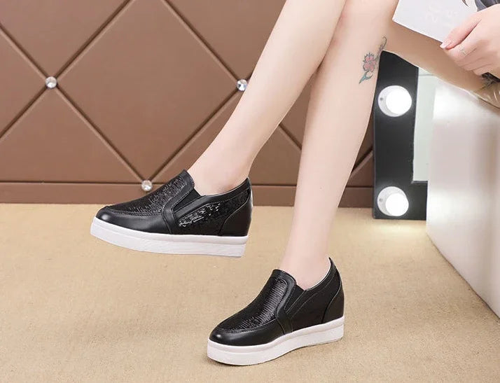 Spring Autumn Slip On Shoes for Women Y2k Fashion Trends 2025 Comfortable and Elegant Korean Original Offer New Woman Footwear
