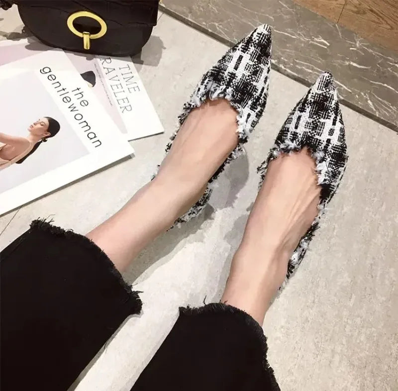 2026 Women Shoe Exquisite Pointed Tip Casual Shoes for Woman Elegant French Style Flat Shoe Fashion Designer Shoes Zapatos Mujer