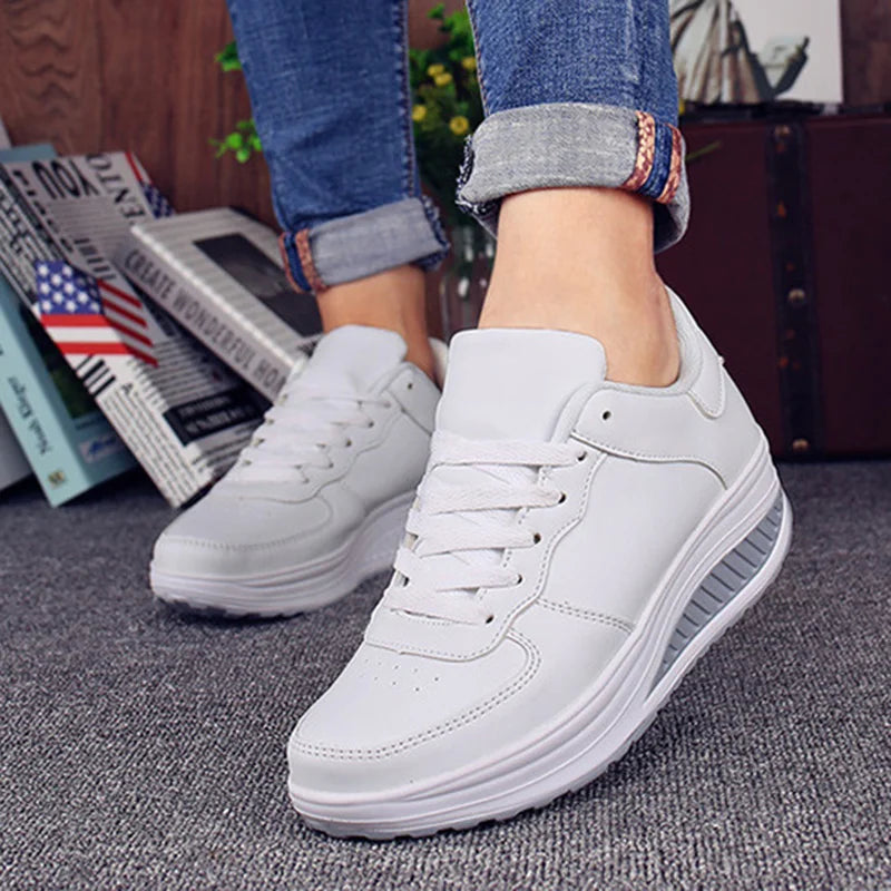 Women Sneakers 2022 New Breathable Vulcanize Shoes Waterproof Wedges Platform Woman Sneaker Leather Casual Shoes Zapatos Mujer